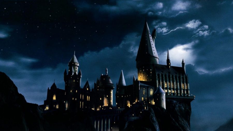 These Gorgeous Harry Potter Wallpapers Will Cast a Spell on Your Phone or  Desktop 